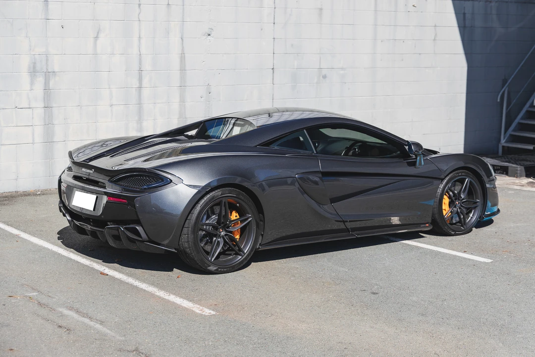 2017 McLaren 570S - Image 7 of 31