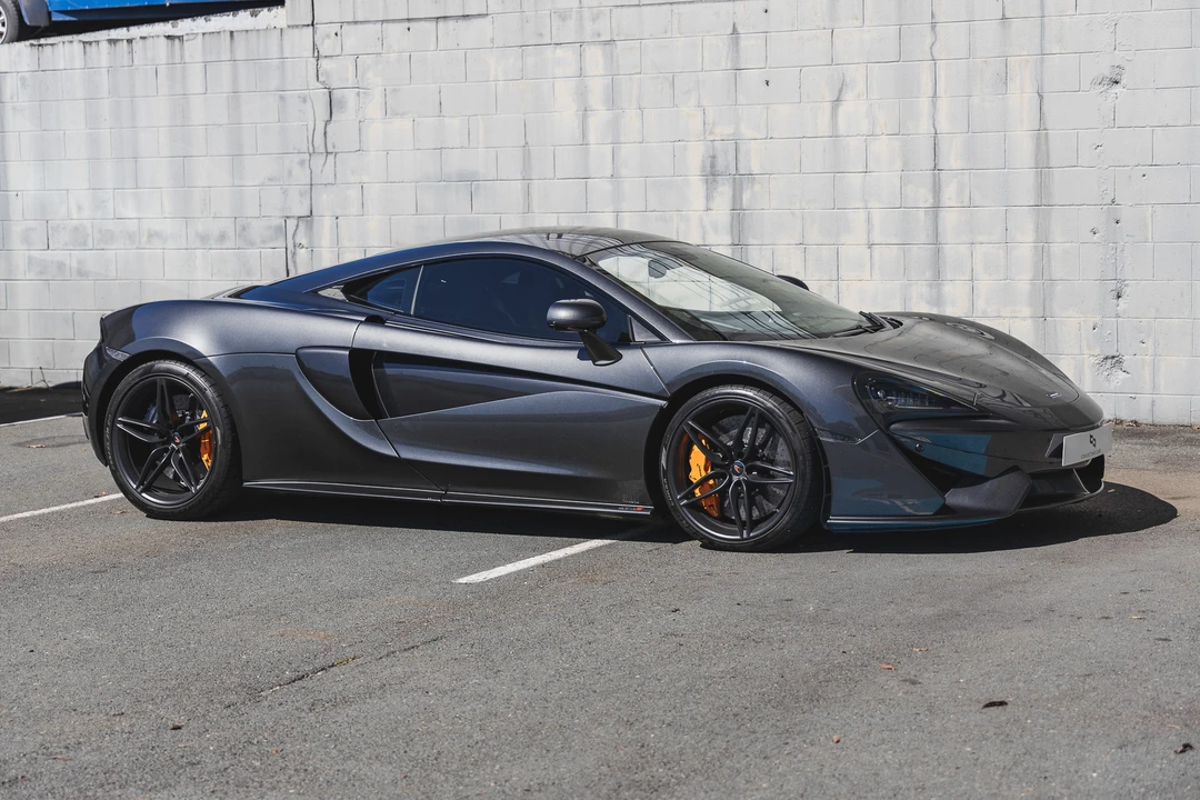 2017 McLaren 570S - Image 19 of 31