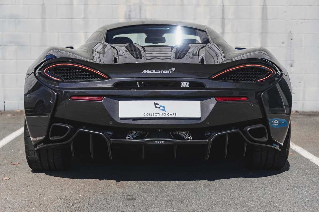 2017 McLaren 570S - Image 6 of 31