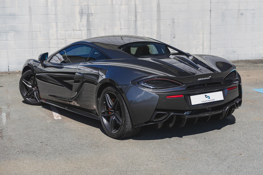 2017 McLaren 570S - Image 5 of 31