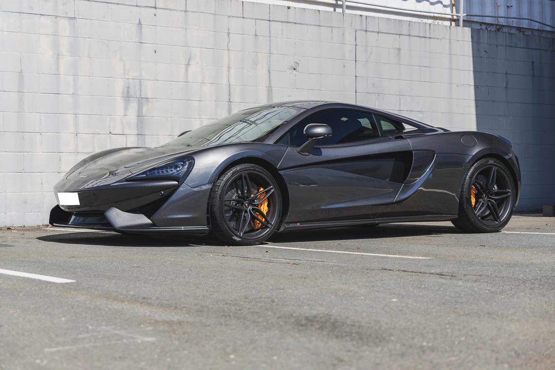 2017 McLaren 570S - Image 11 of 31