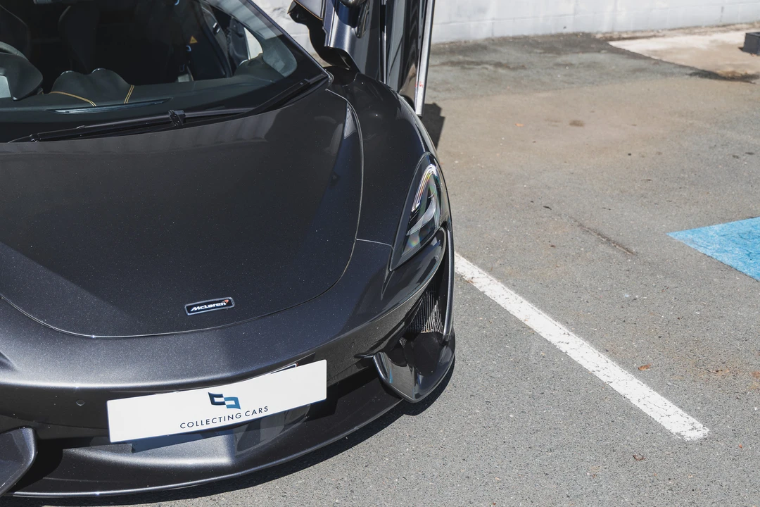 2017 McLaren 570S - Image 21 of 31