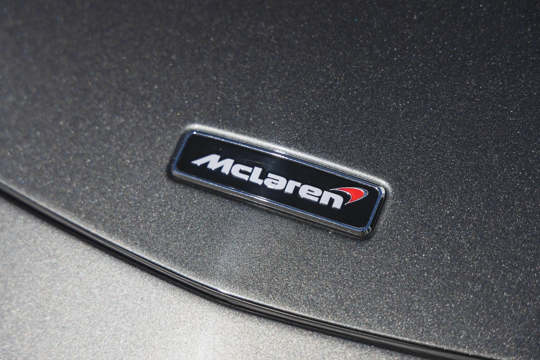 2017 McLaren 570S - Image 26 of 31