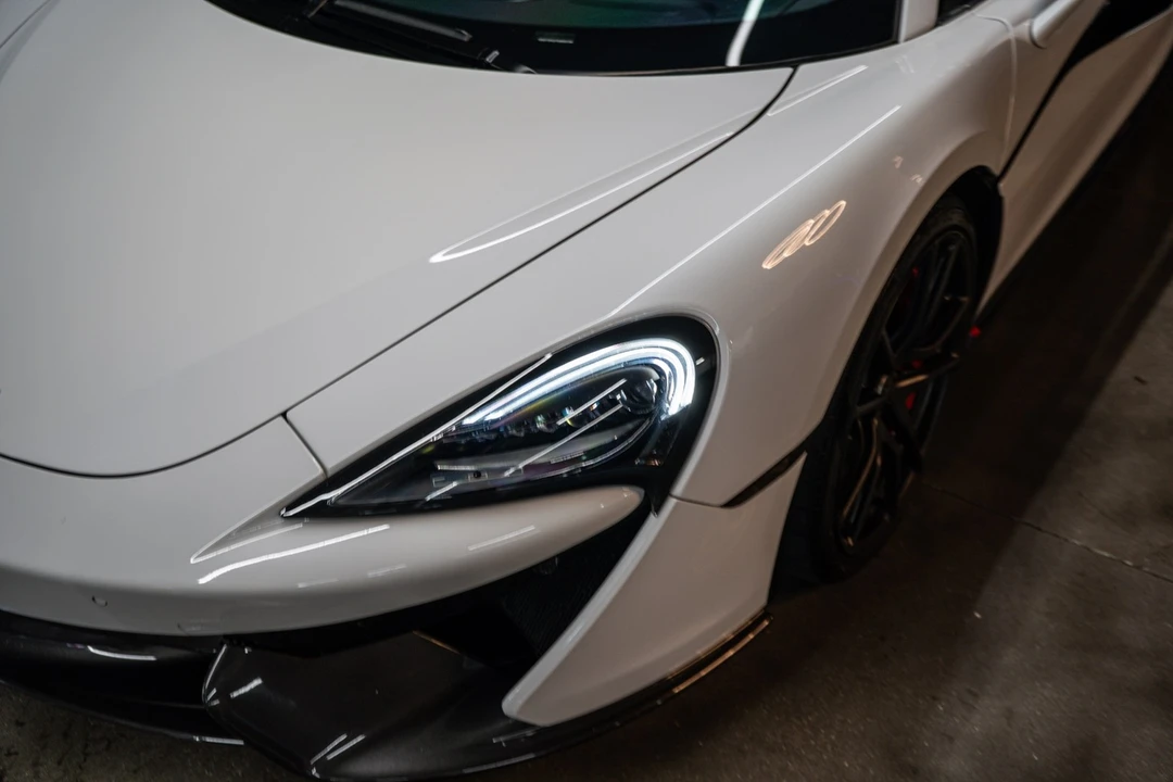 2017 McLaren 570S - Image 14 of 23