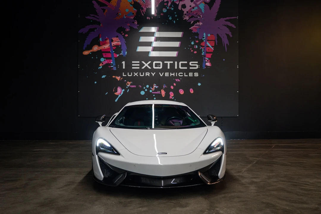 2017 McLaren 570S - Image 5 of 23