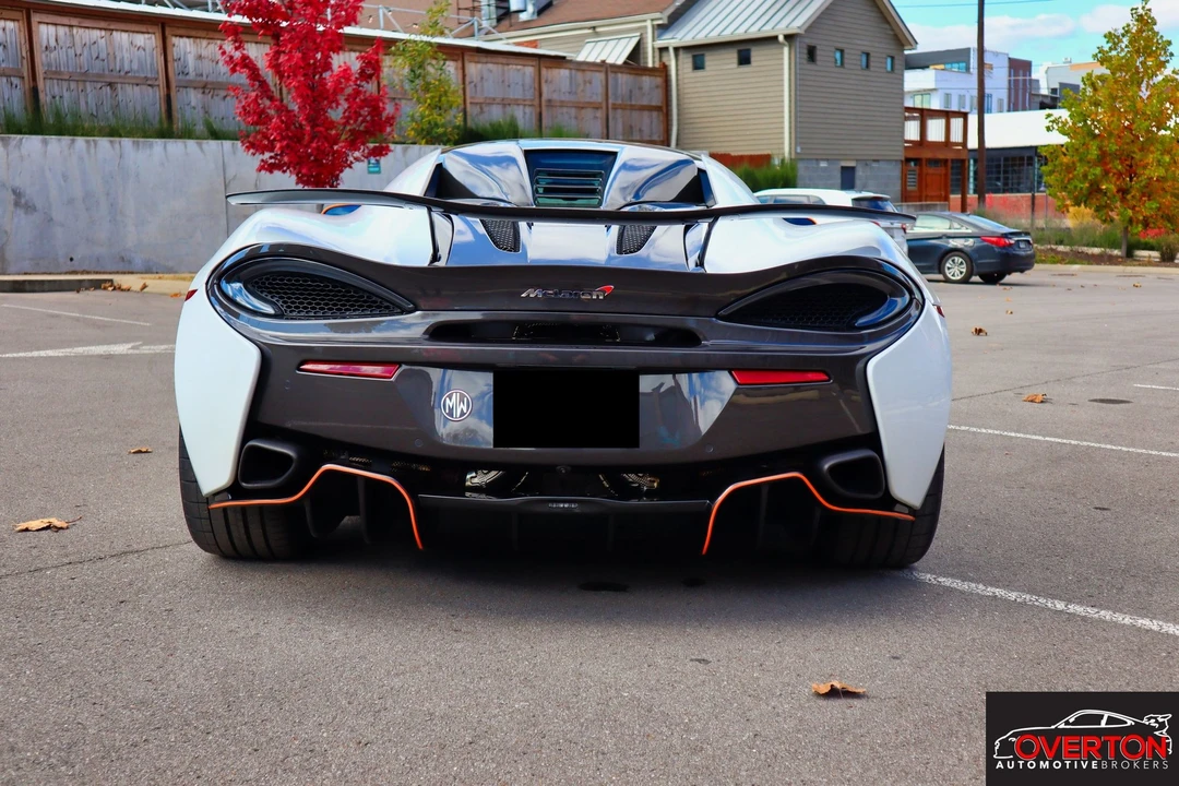 2017 McLaren 570S - Image 3 of 20