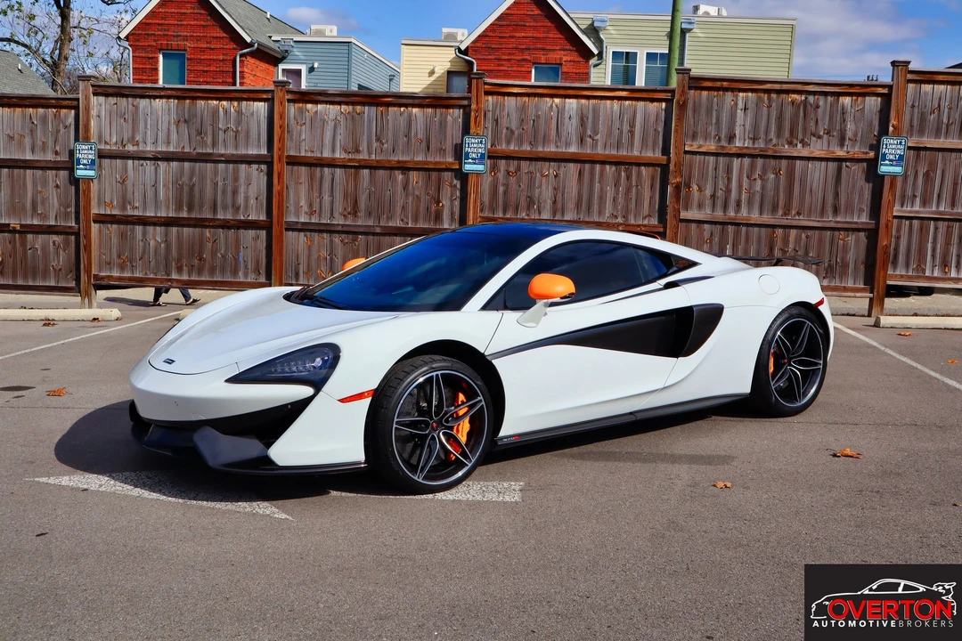 2017 McLaren 570S - Image 10 of 20