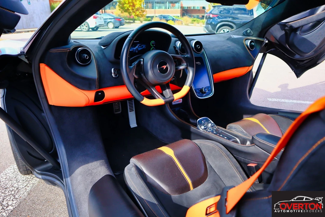 2017 McLaren 570S - Image 16 of 20