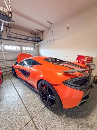 2017 McLaren 570S - Image 6 of 7
