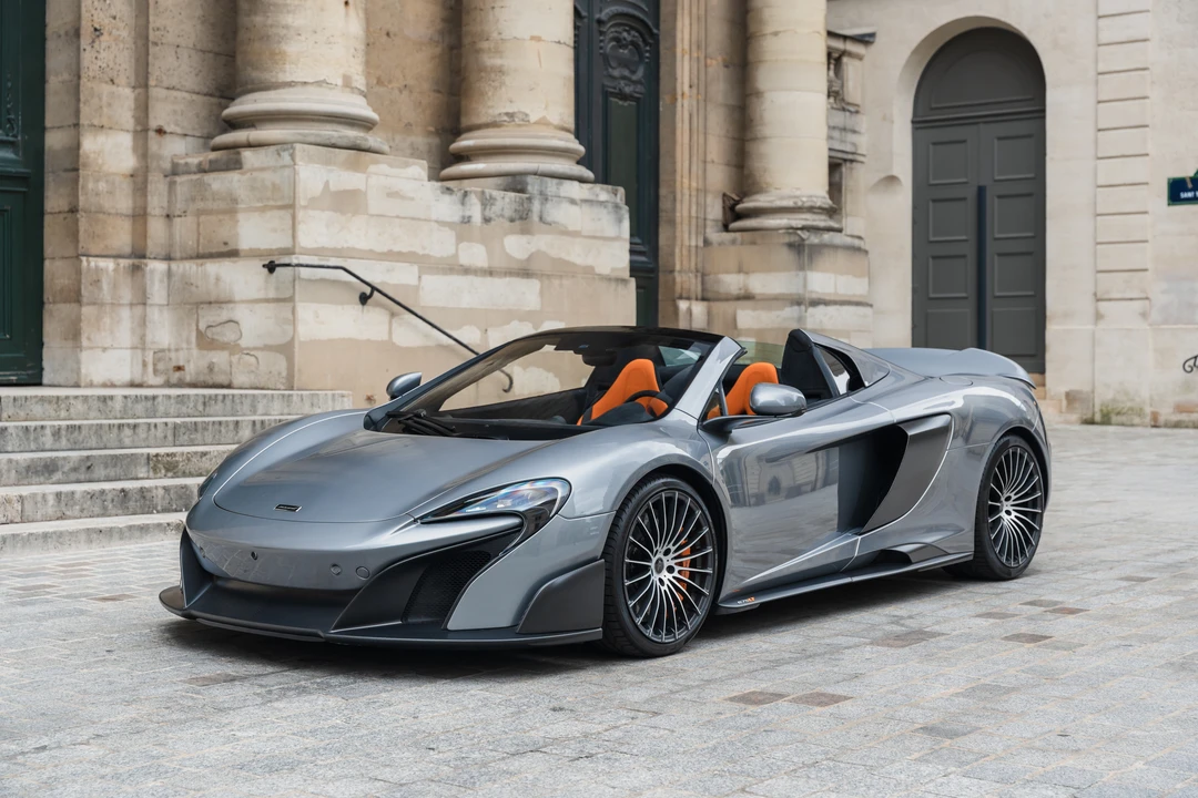 2017 McLaren 675LT Spider - Image 3 of 31