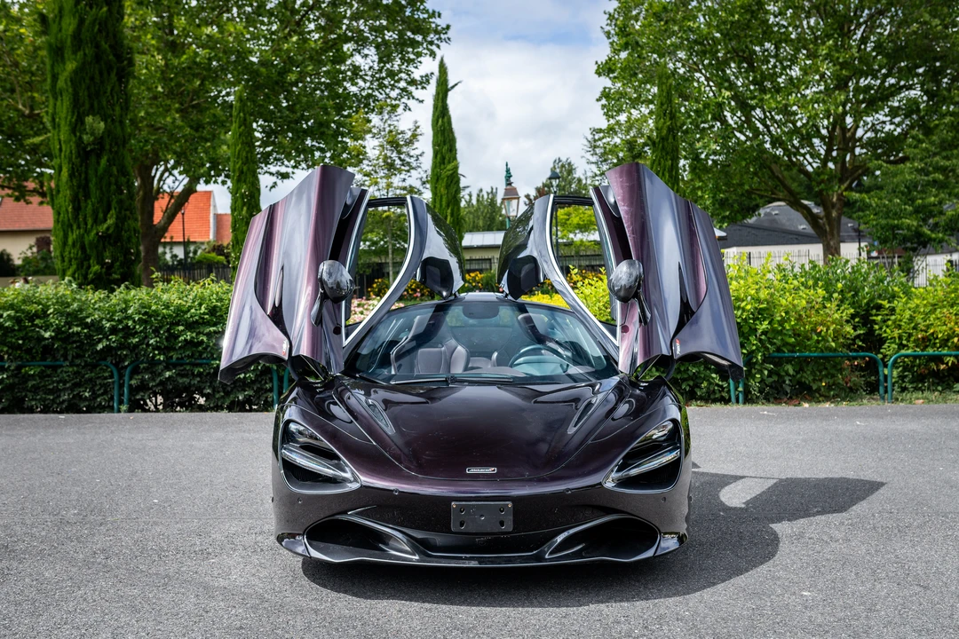 2017 McLaren 720S - Image 17 of 31