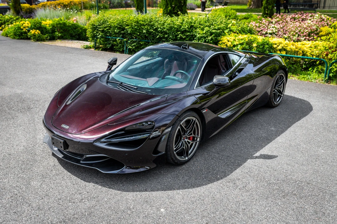 2017 McLaren 720S - Image 11 of 31