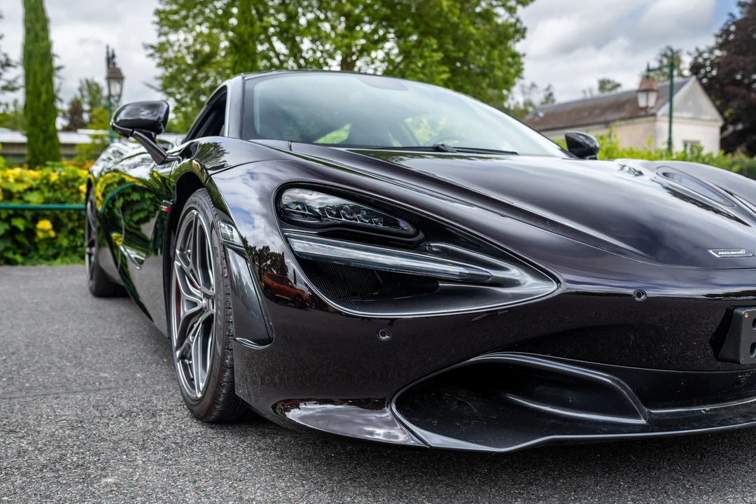2017 McLaren 720S - Image 20 of 31