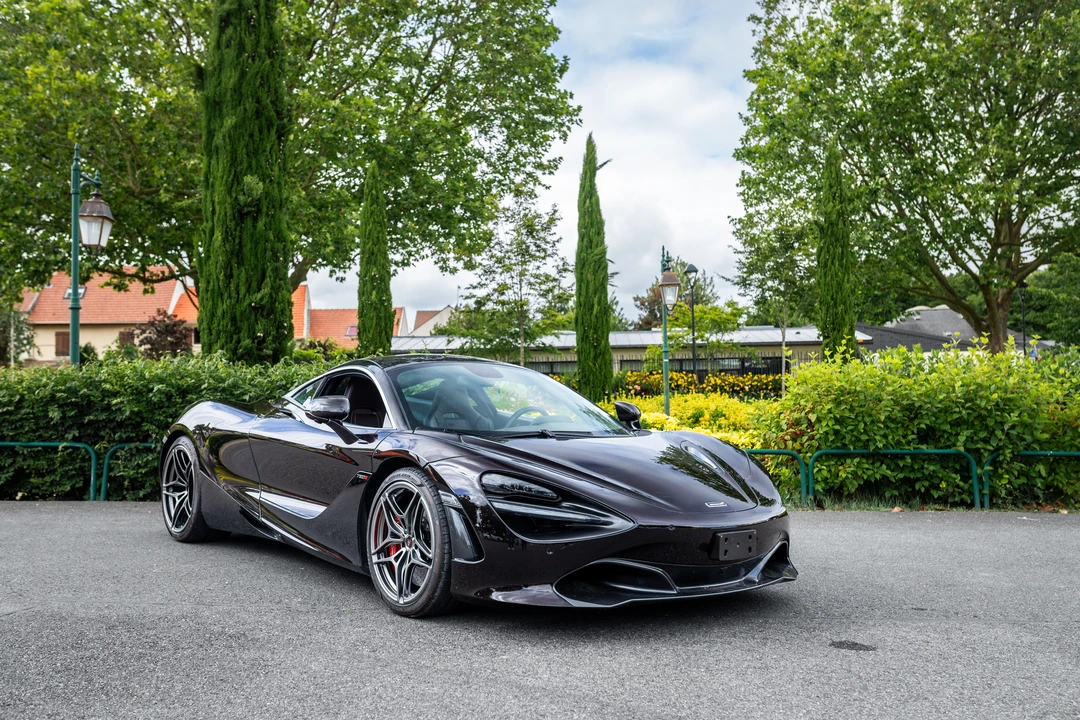 2017 McLaren 720S - Image 9 of 31