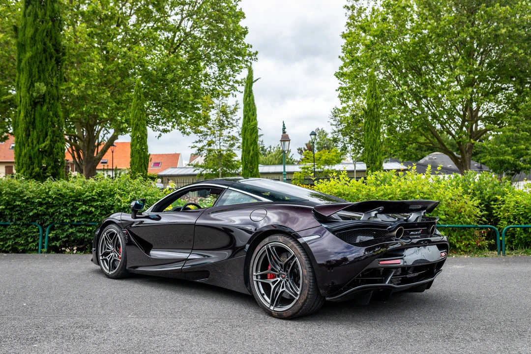 2017 McLaren 720S - Image 5 of 31