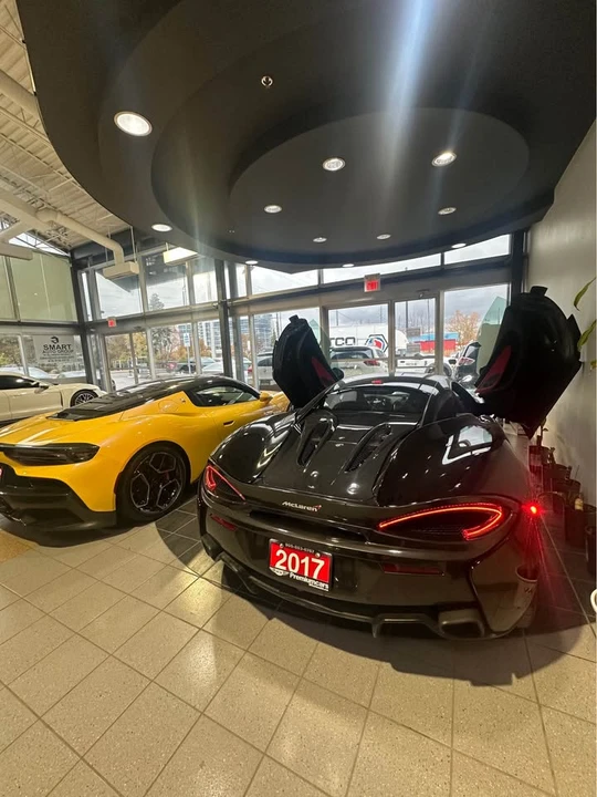 2017 McLaren 570S - Image 8 of 14