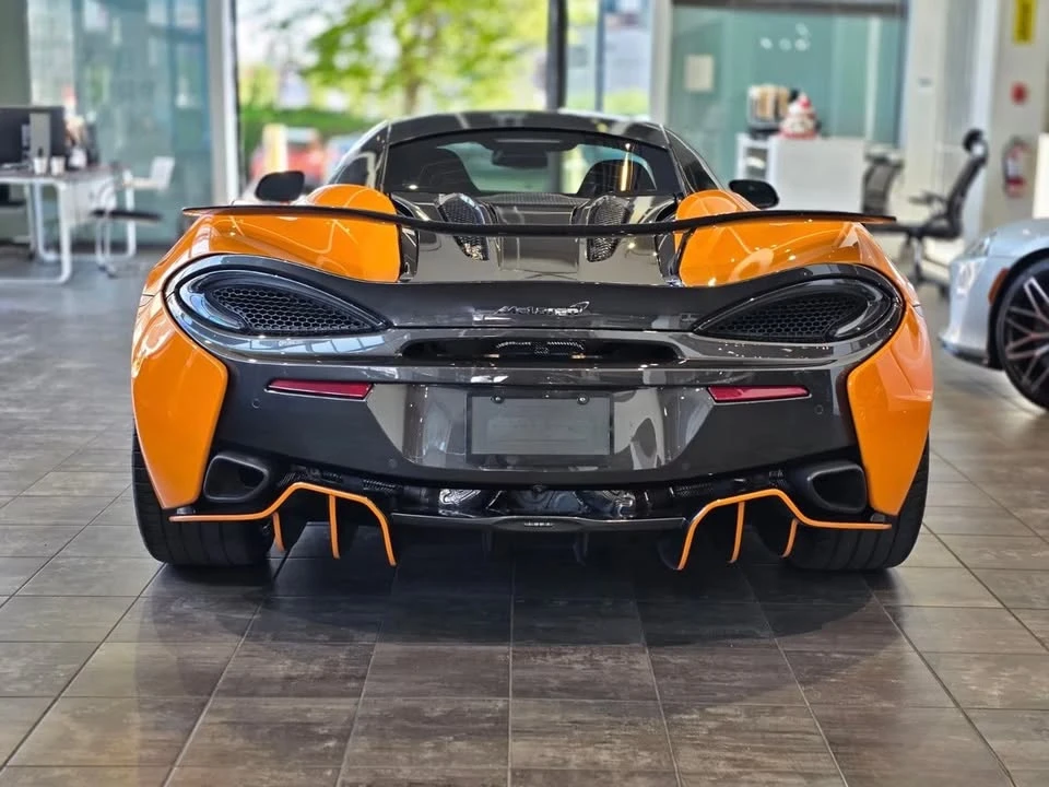 2017 McLaren 570S - Image 7 of 15