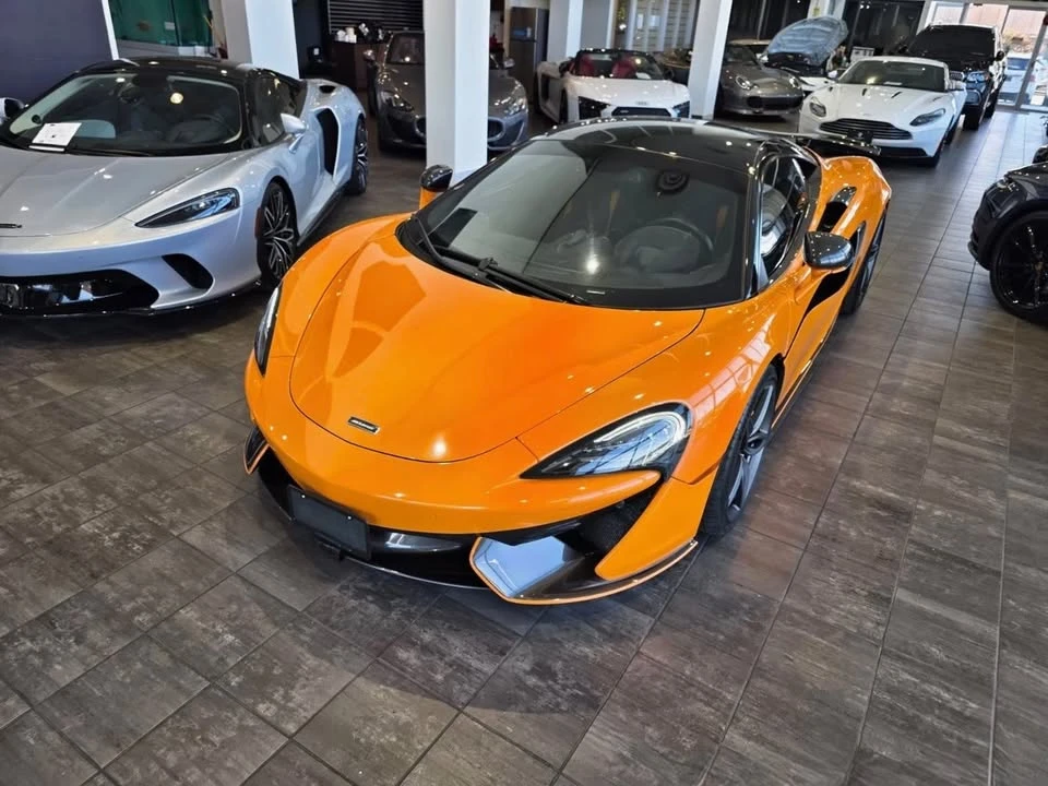 2017 McLaren 570S - Image 3 of 15