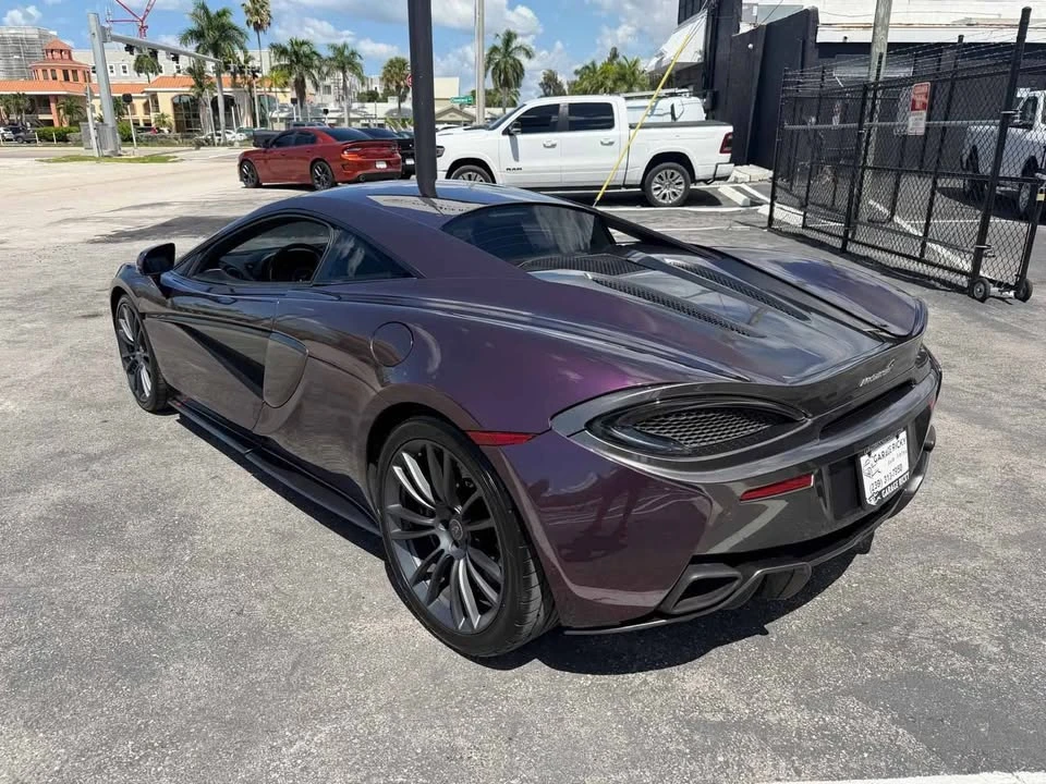 2017 McLaren 570S - Image 6 of 20