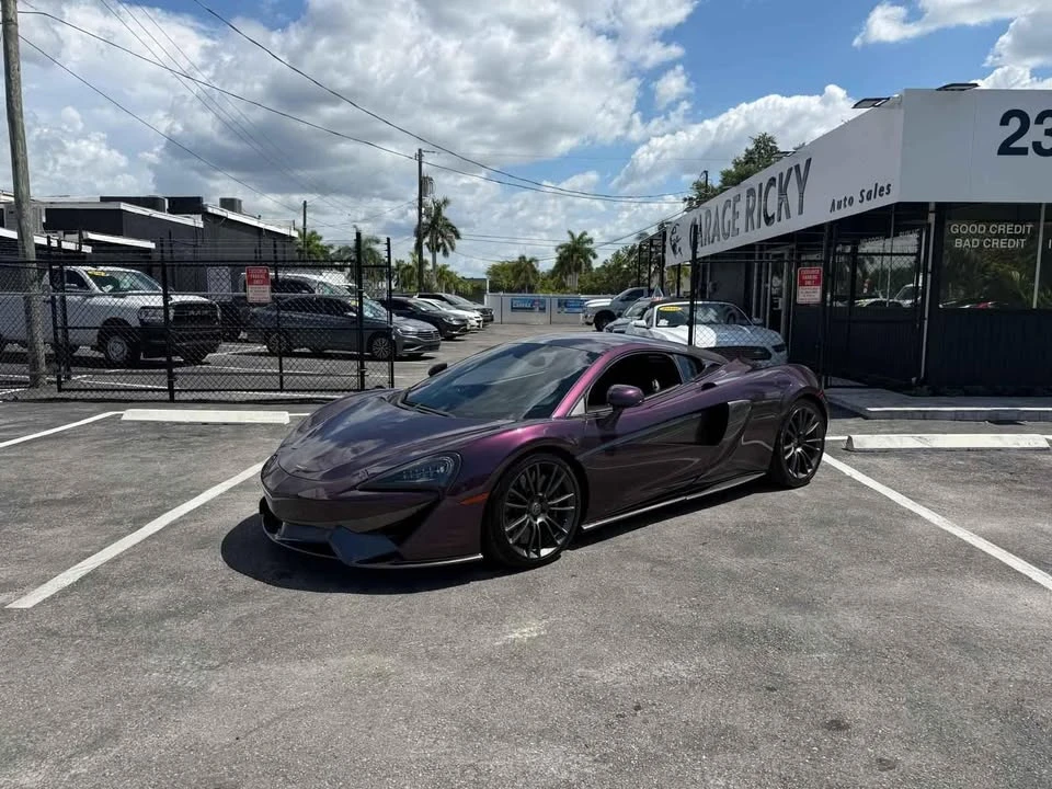 2017 McLaren 570S - Image 4 of 20