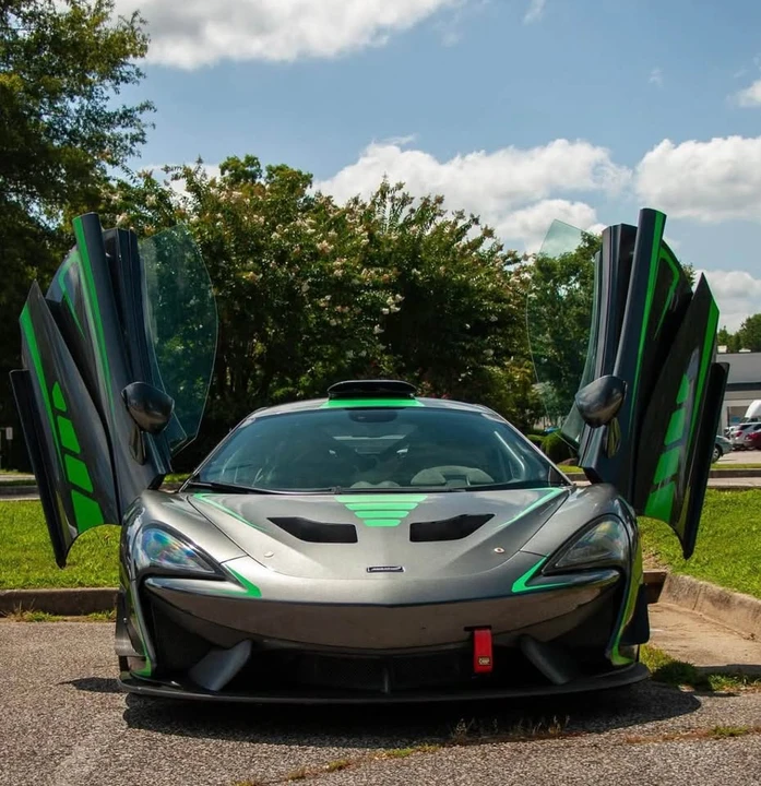 2017 McLaren 570S - Image 8 of 13