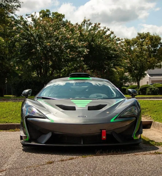 2017 McLaren 570S - Image 2 of 13