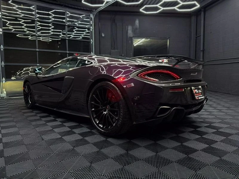 2017 McLaren 570GT - Image 6 of 19