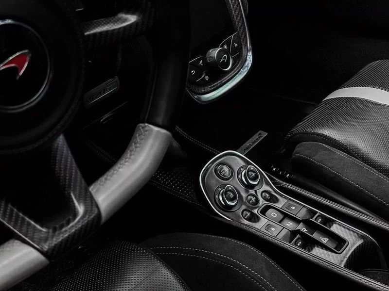 2017 McLaren 570GT - Image 19 of 19