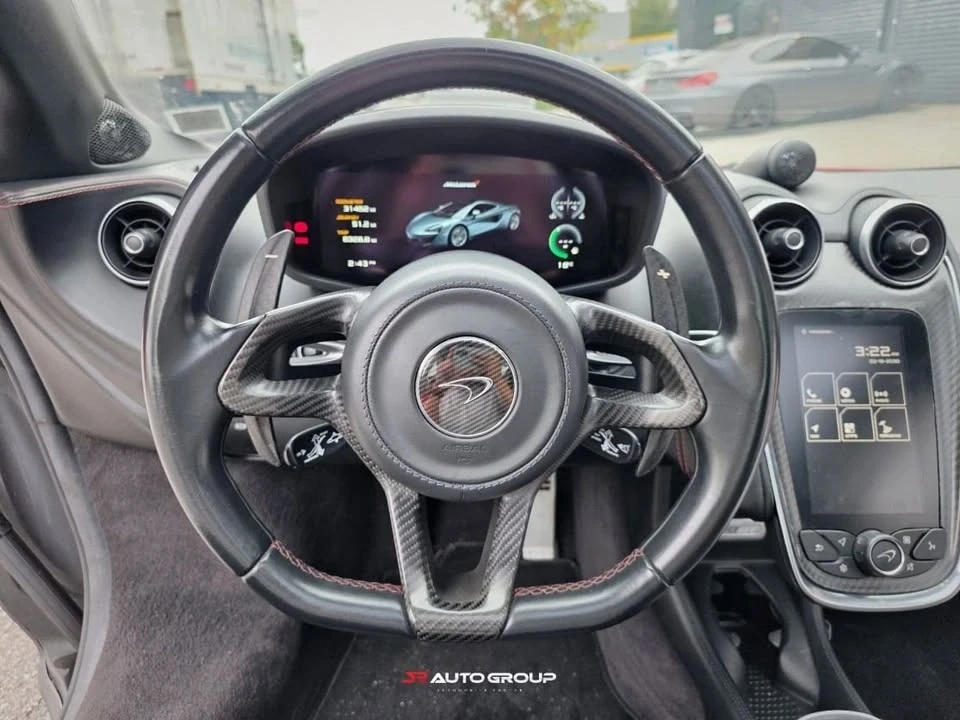 2017 McLaren 570GT - Image 10 of 20