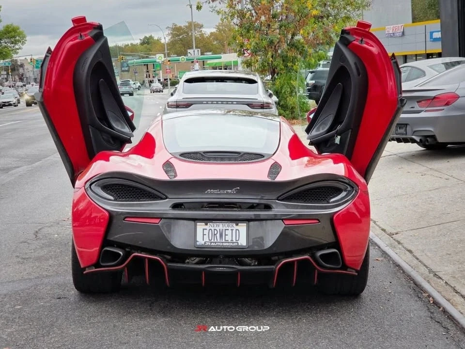 2017 McLaren 570GT - Image 7 of 20