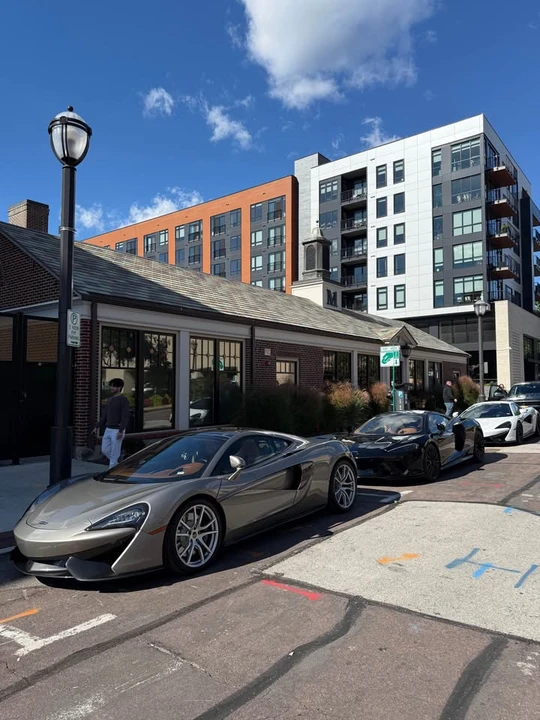 2017 McLaren 570GT - Image 15 of 15
