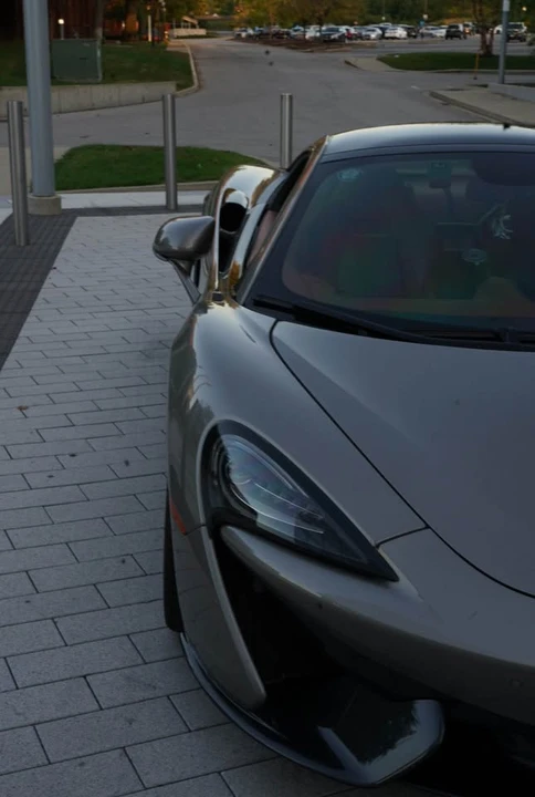 2017 McLaren 570GT - Image 4 of 15