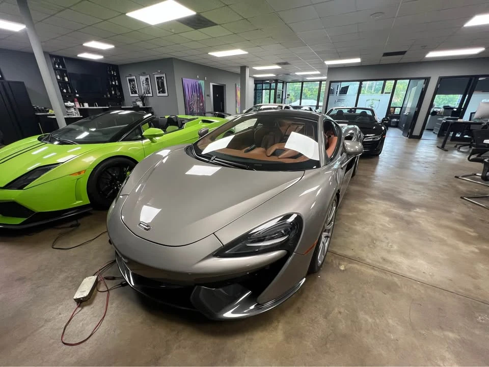2017 McLaren 570GT - Image 7 of 15