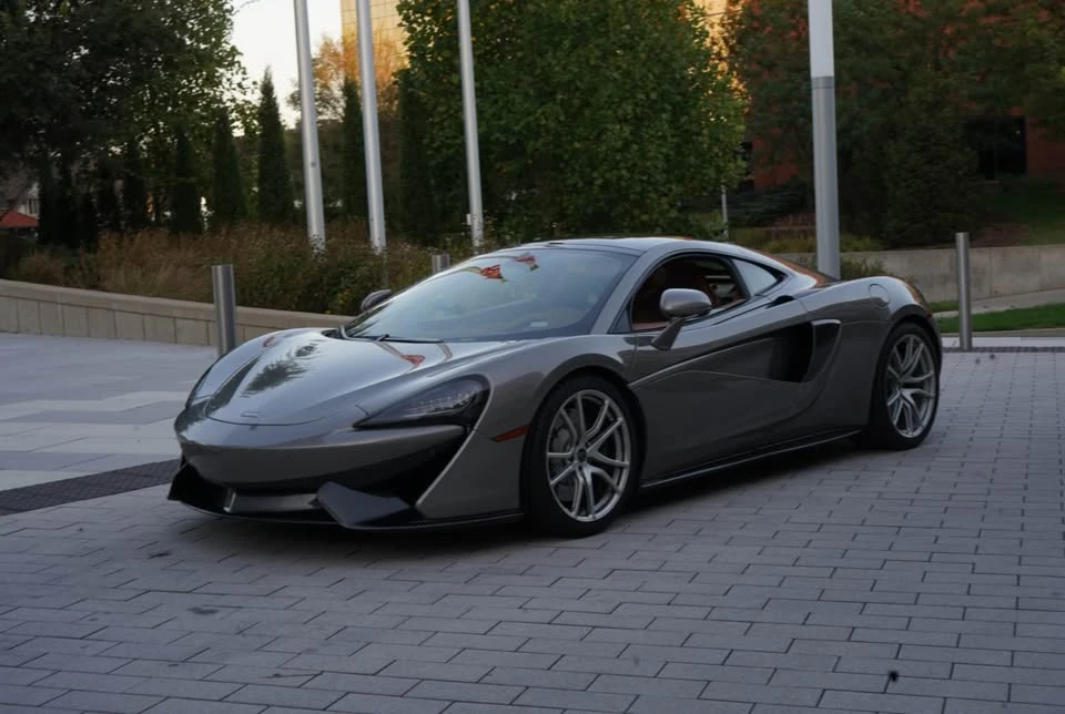 2017 McLaren 570GT - Image 12 of 15