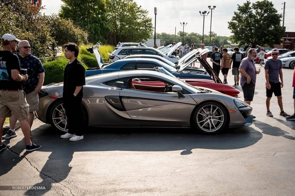 2017 McLaren 570GT - Image 11 of 15