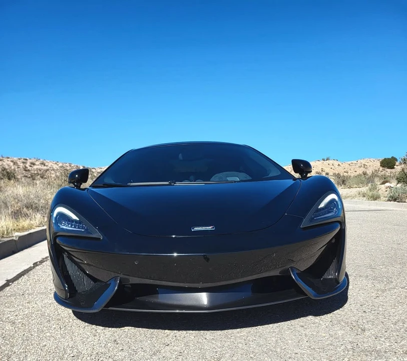 2017 McLaren 570GT - Image 4 of 19