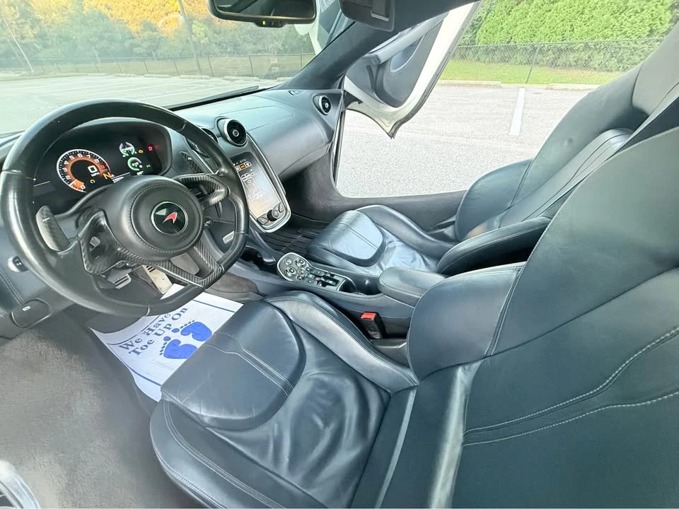 2017 McLaren 570GT - Image 13 of 20