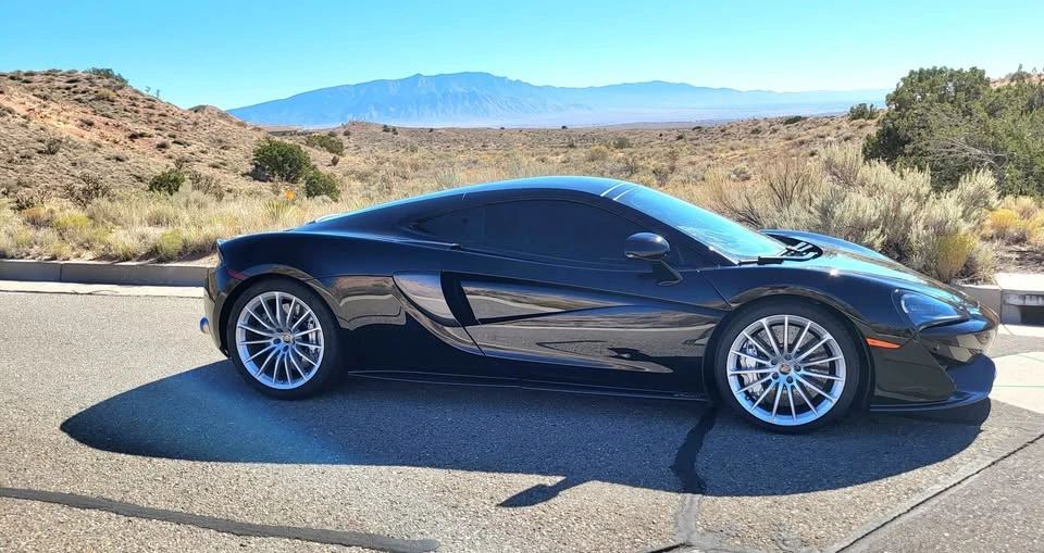 2017 McLaren 570GT - Image 6 of 19