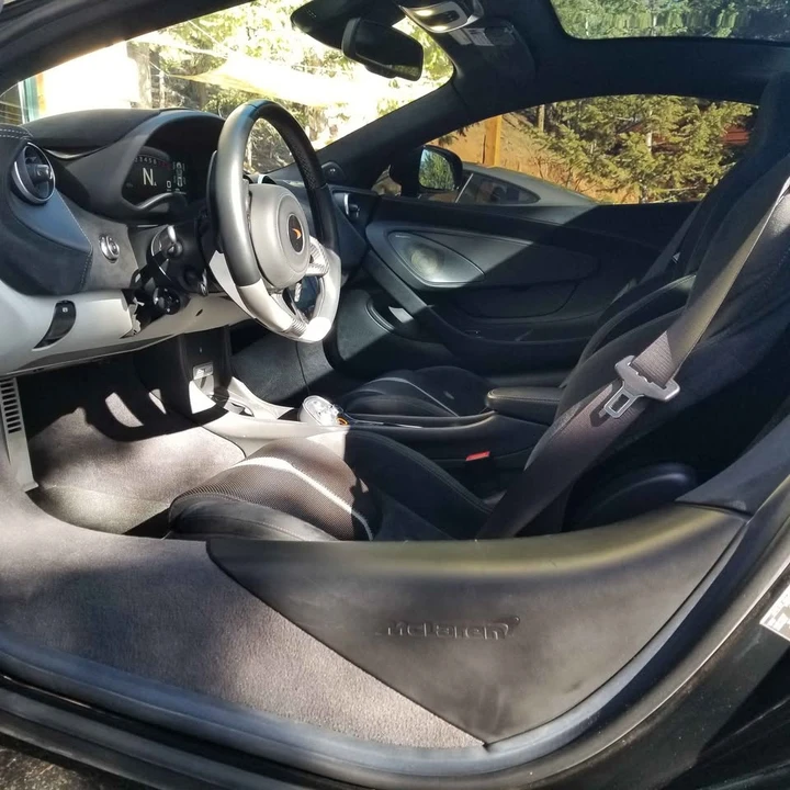 2017 McLaren 570GT - Image 15 of 17