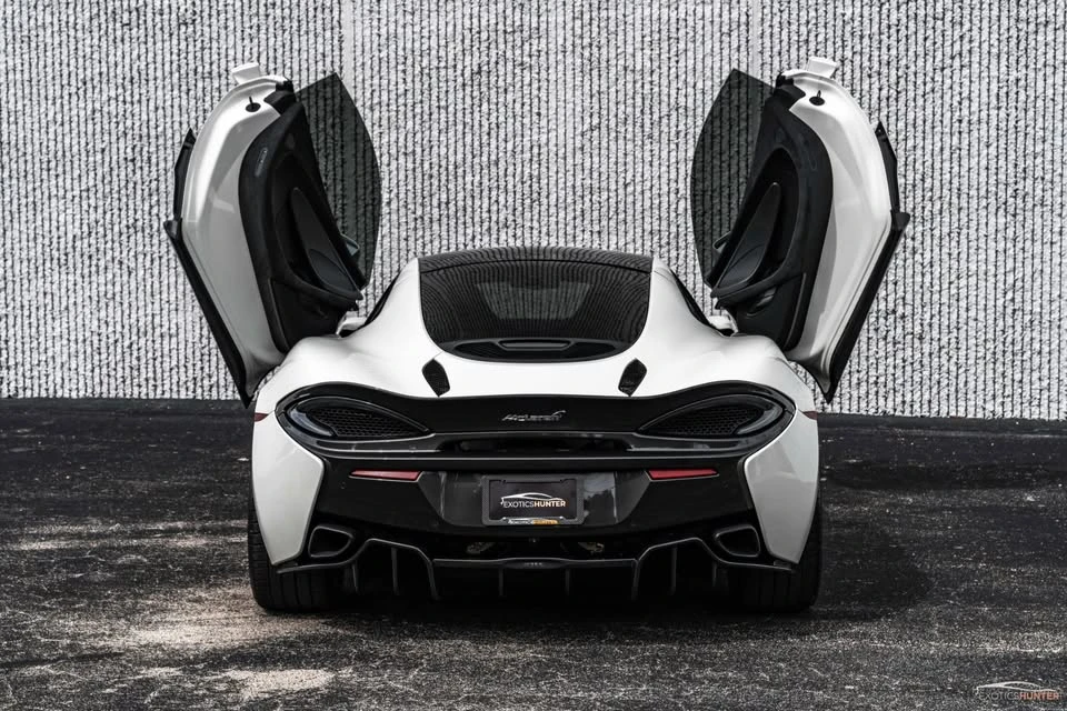 2017 McLaren 570GT - Image 4 of 20