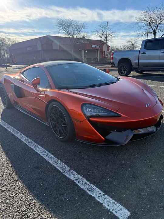 2017 McLaren 570GT - Image 4 of 6