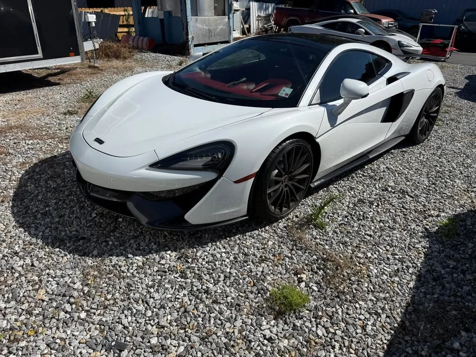 2017 McLaren 570GT - Image 2 of 9