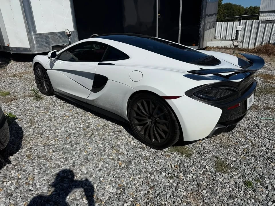 2017 McLaren 570GT - Image 3 of 9