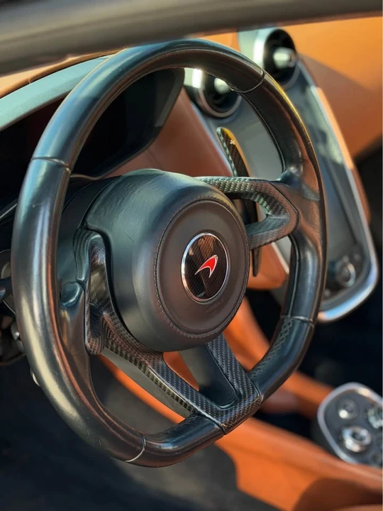 2017 McLaren 570GT - Image 2 of 8