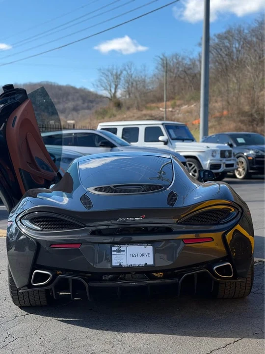 2017 McLaren 570GT - Image 5 of 8