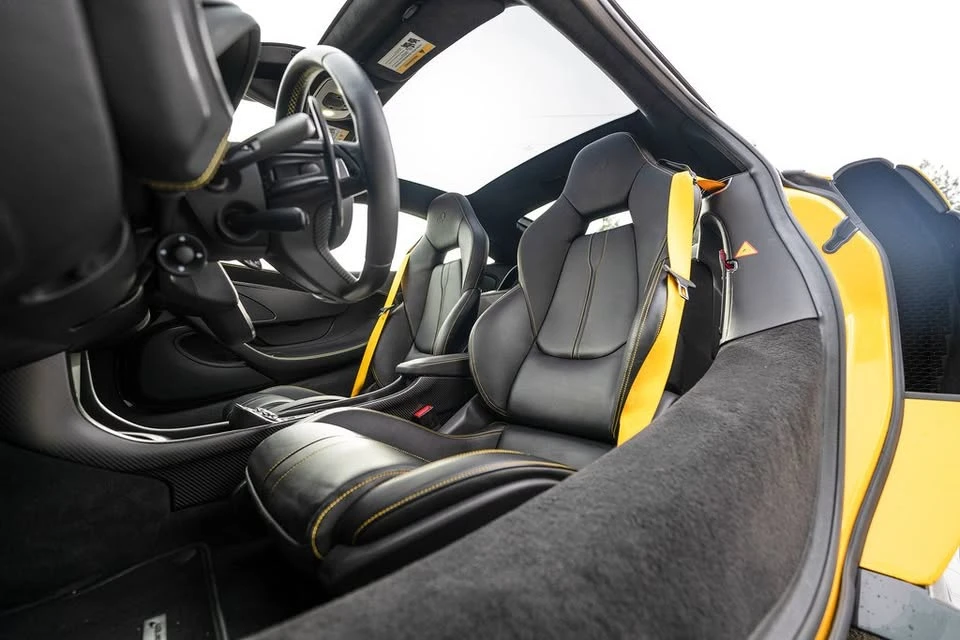 2017 McLaren 570GT - Image 18 of 20