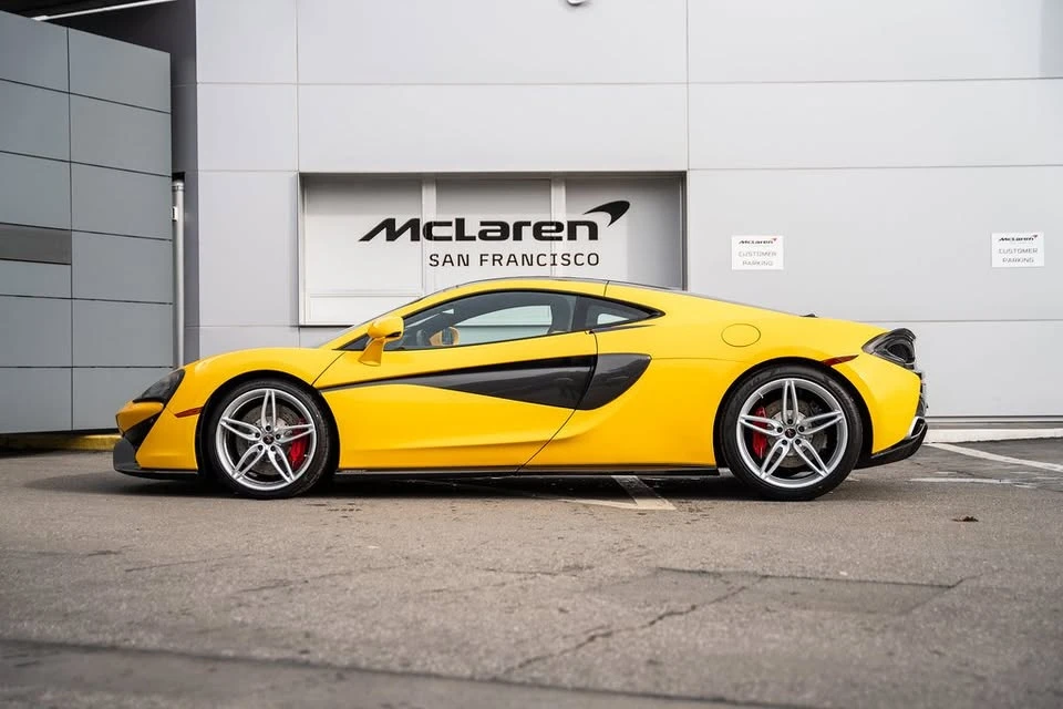 2017 McLaren 570GT - Image 5 of 20