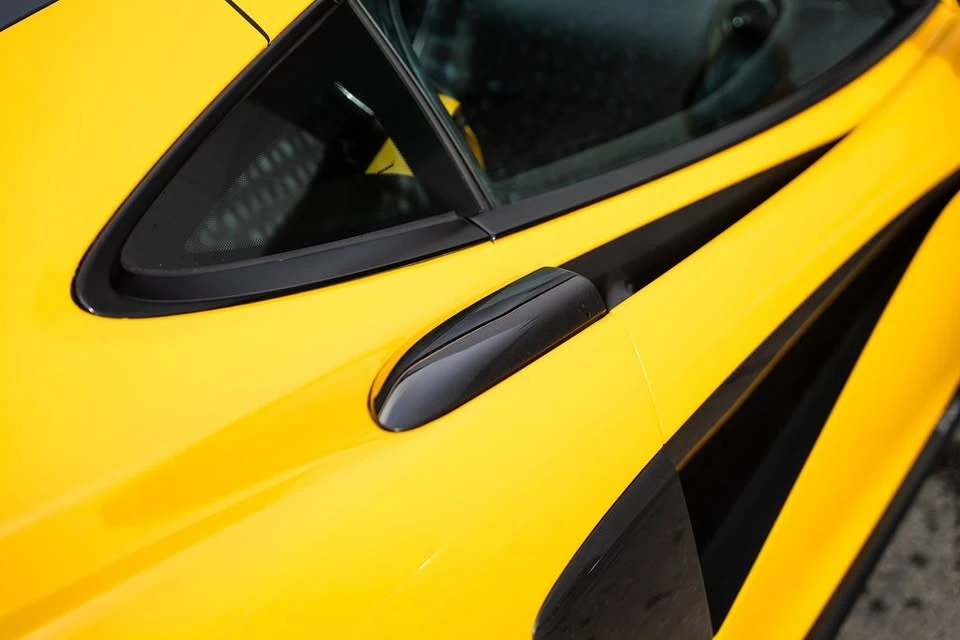 2017 McLaren 570GT - Image 13 of 20