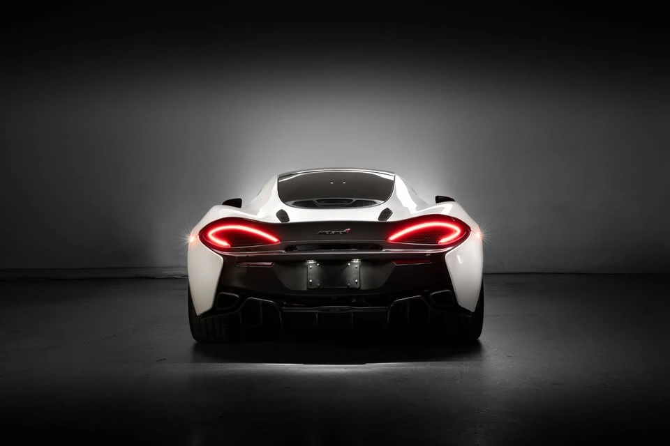 2017 McLaren 570GT - Image 9 of 20