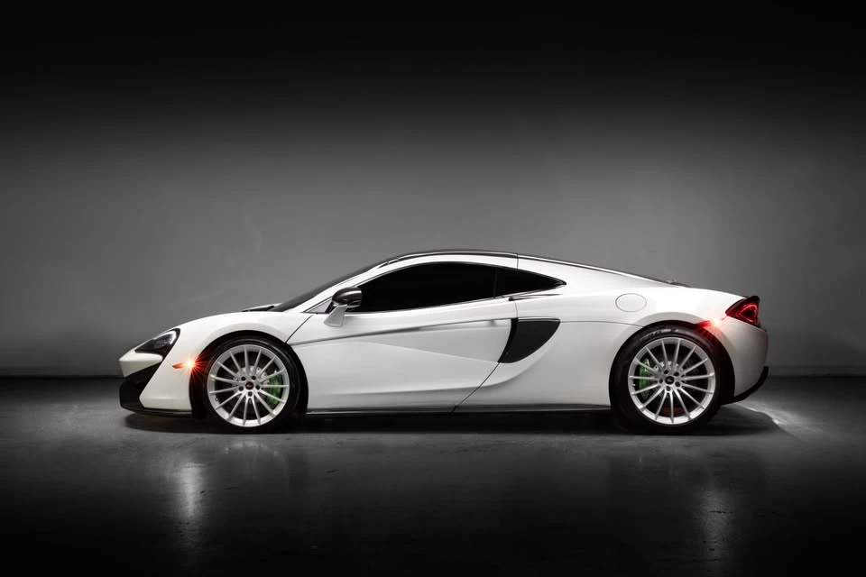 2017 McLaren 570GT - Image 4 of 20